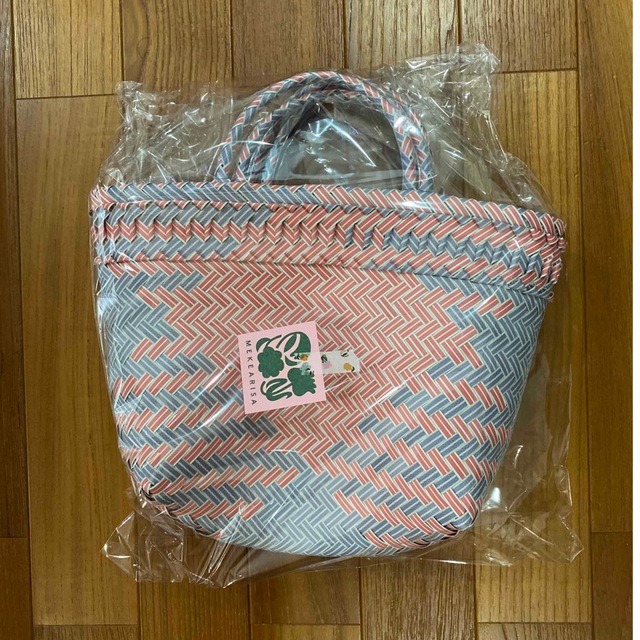 (モア様専用)MEKEARISA pink×purple sizeS レディースのバッグ(かごバッグ/ストローバッグ)の商品写真