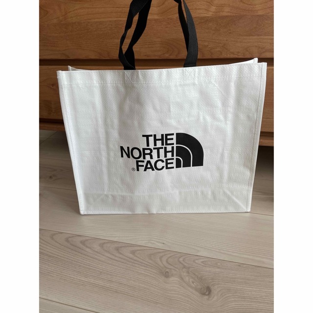 THE NORTH FACE(ザノースフェイス)のりー様専用NEWノースフェイス エコバッグ ショッピングバッグ トート  レディースのバッグ(エコバッグ)の商品写真