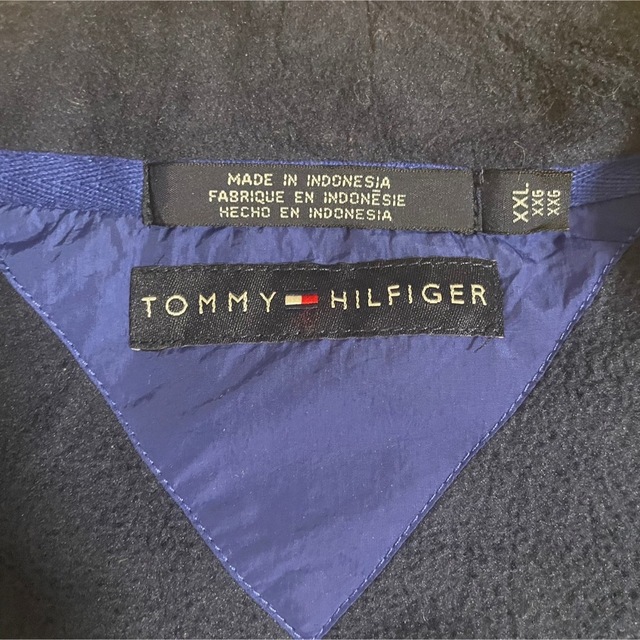 TOMMY HILFIGER(トミーヒルフィガー)の90s 古着 トミーヒルフィガー ナイロンジャケット 刺繍ロゴ ゆるだぼ メンズのジャケット/アウター(ナイロンジャケット)の商品写真