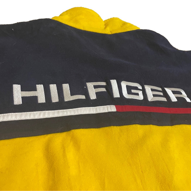 TOMMY HILFIGER(トミーヒルフィガー)の90s 古着 トミーヒルフィガー ナイロンジャケット 刺繍ロゴ ゆるだぼ メンズのジャケット/アウター(ナイロンジャケット)の商品写真