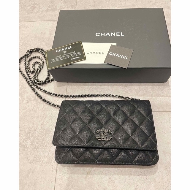 CHANEL シャネル チェーンウォレット