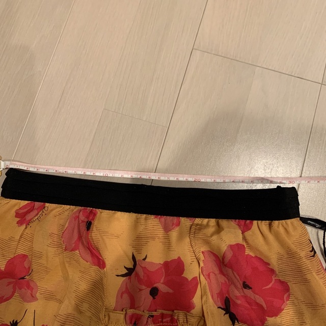 Riccimie New York(リッチミーニューヨーク)の新品未使用　リッチミーニューヨーク　スカート　花柄 レディースのスカート(ひざ丈スカート)の商品写真