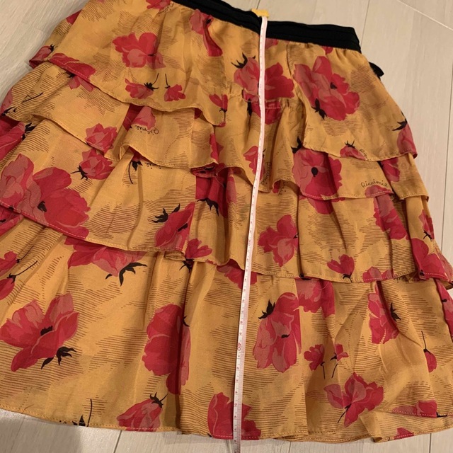 Riccimie New York(リッチミーニューヨーク)の新品未使用　リッチミーニューヨーク　スカート　花柄 レディースのスカート(ひざ丈スカート)の商品写真
