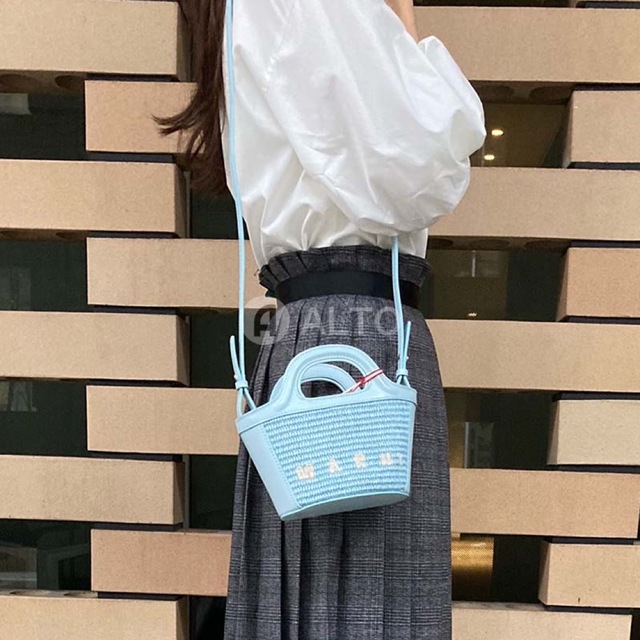 おトク情報がいっぱい! ショルダーバッグ かごバッグ マルニ MARNI