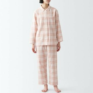 ムジルシリョウヒン(MUJI (無印良品))の■新品■ 無印良品 脇に縫い目のない 二重ガーゼパジャマ／ライトピンク柄／Ｌ(パジャマ)