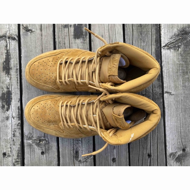 NIKE(ナイキ)の✨NIKE AIR JORDAN 1"WHEAT"28㎝✨ メンズの靴/シューズ(スニーカー)の商品写真