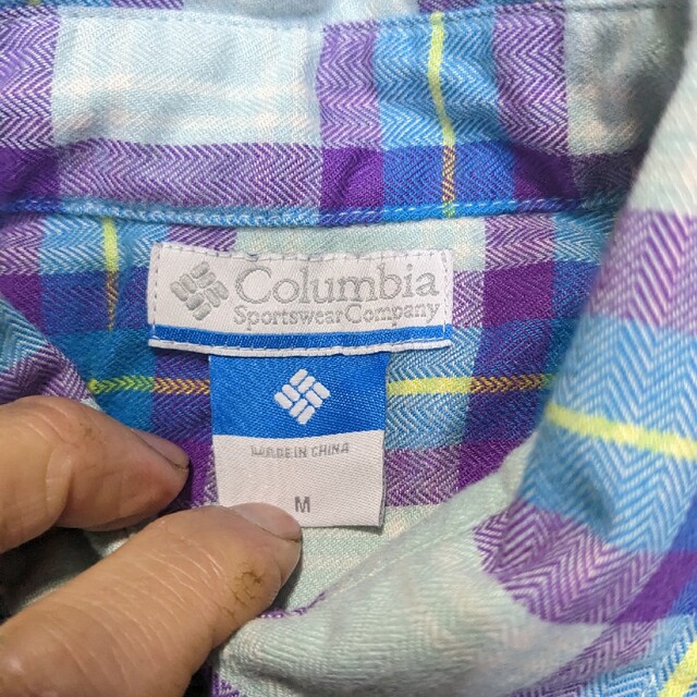 Columbia(コロンビア)の美品❗コロンビア　長袖ロングシャツ　サイズM レディースのトップス(Tシャツ(長袖/七分))の商品写真