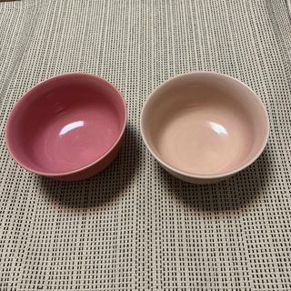 フェリシモ(FELISSIMO)の⭐️2個セット　味わいのあるピンクの小丼(食器)