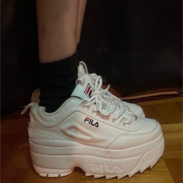 FILA - フィラ 厚底スニーカー ディスラプター2 ウェッジの通販 by ら