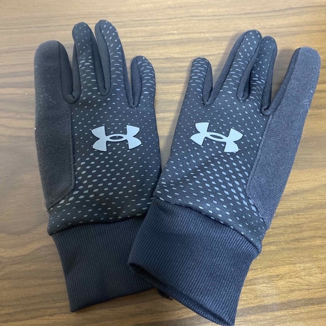 UNDER ARMOUR(アンダーアーマー)のアンダーアーマー　手袋 キッズ/ベビー/マタニティのこども用ファッション小物(手袋)の商品写真