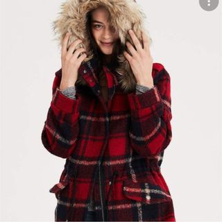 アメリカンイーグル(American Eagle)のチェックコート(ダッフルコート)