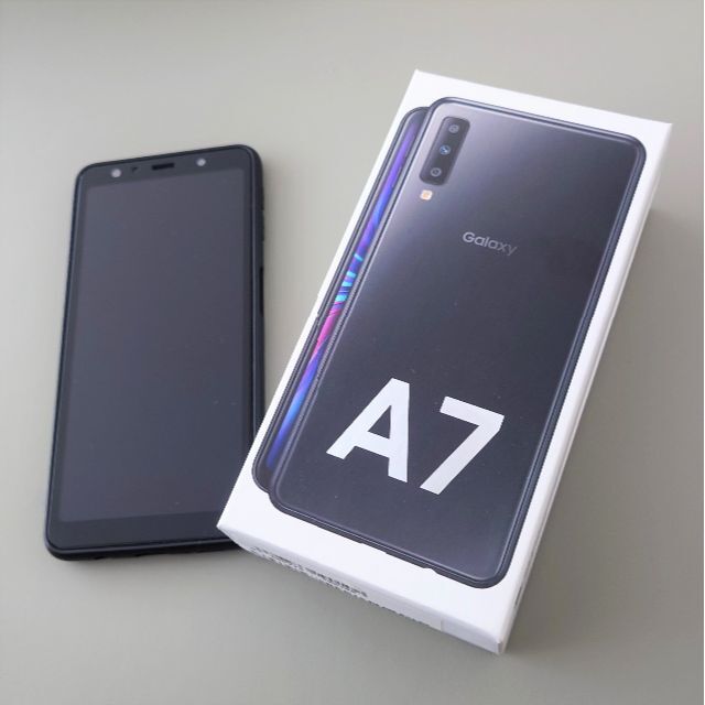 【品】Galaxy A7 SM-A750C 黒