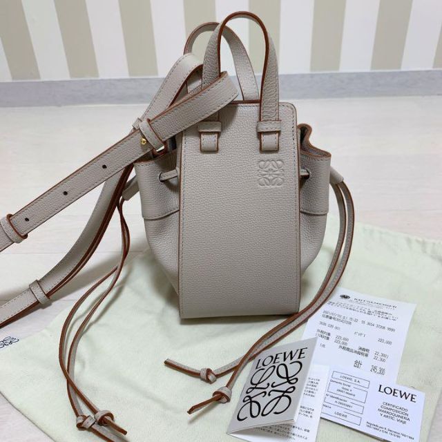 100%安い LOEWE - LOEWE ロエベ ハンモック ミニ ライトゴースト