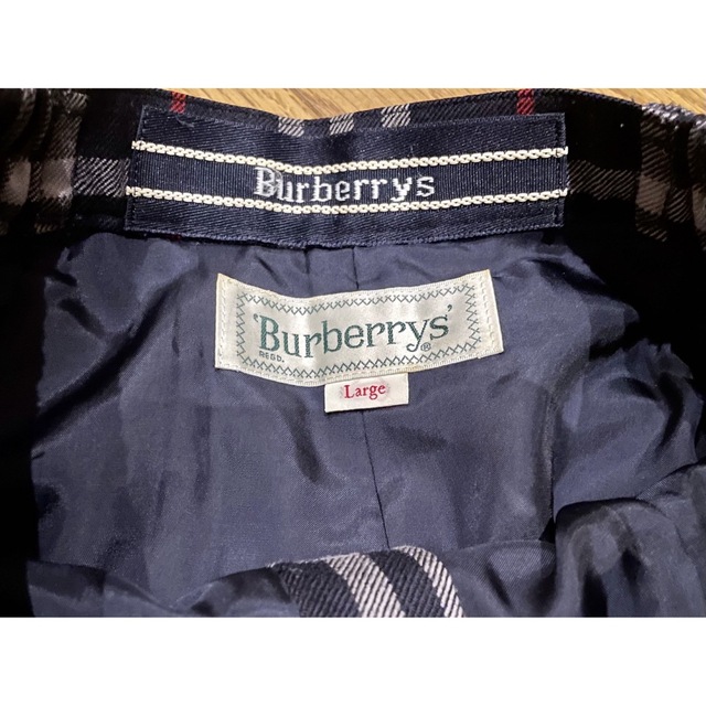 BURBERRY(バーバリー)のBurberrys-バーバリーノバチェックショートパンツ/紺色ネイビー裾上げ レディースのパンツ(キュロット)の商品写真
