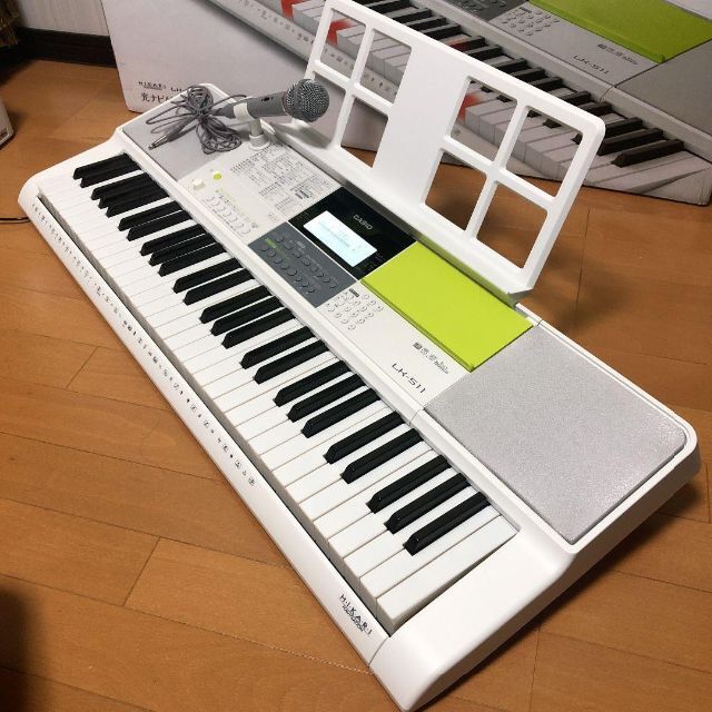 超美品♪CASIO 61鍵盤 電子キーボード 光ナビゲーション LK-511