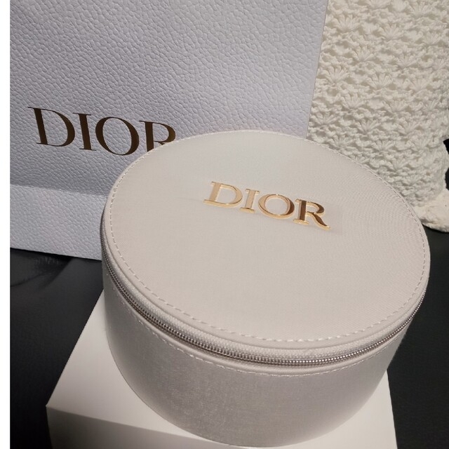 Dior(ディオール)の新品♡ディオール　ノベルティポーチ レディースのファッション小物(ポーチ)の商品写真