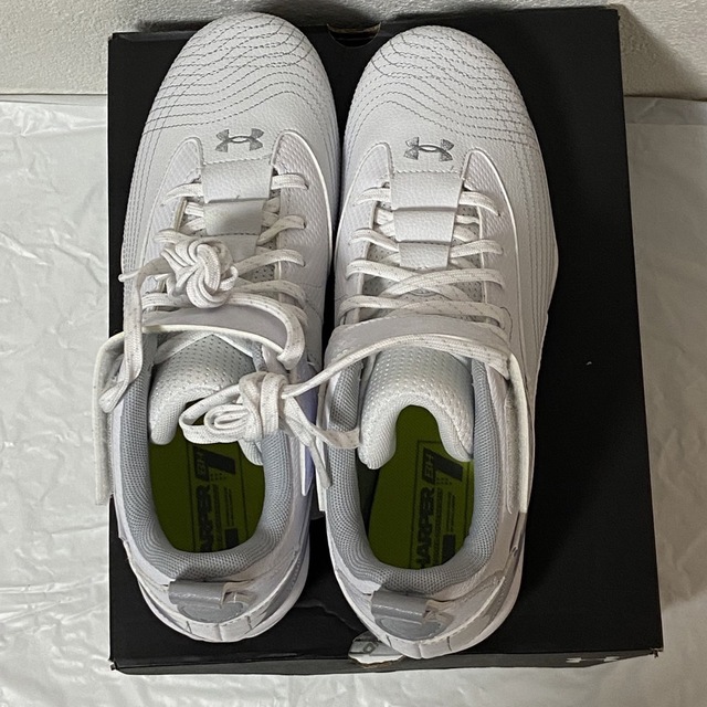 新品 UNDER ARMOUR パーパーモデル27cm スパイク 限定