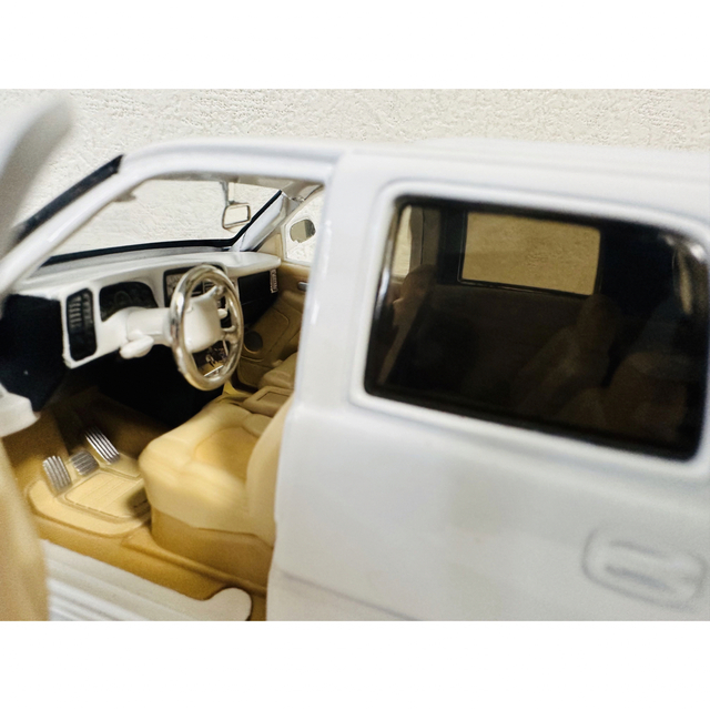 Chevrolet - Jada/'02 GMC Yukonユーコン Denaliデナリ 1/24 絶版の