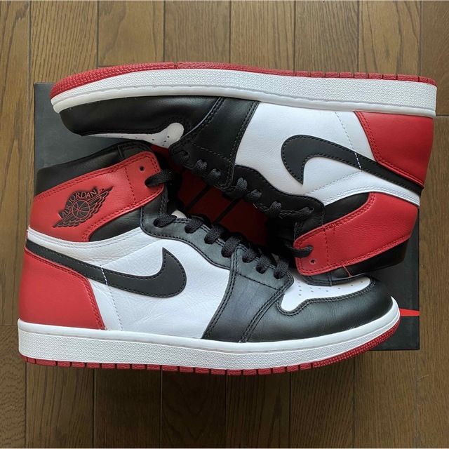 NIKE(ナイキ)の【kandy様専用】air jordan 1 black toe つま黒 メンズの靴/シューズ(スニーカー)の商品写真