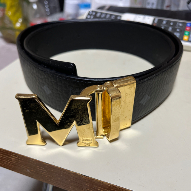 MCMベルト 黒 ゴールド 買得 www.gold-and-wood.com