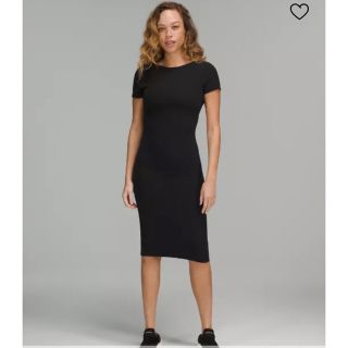 ルルレモン(lululemon)の新品　ルルレモン scoop back nulu midi dres 8(ひざ丈ワンピース)