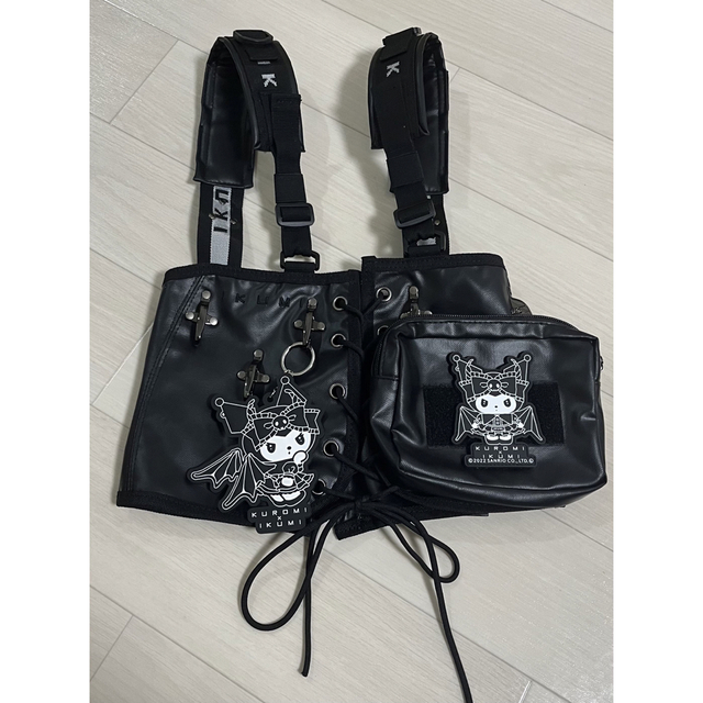 IKUMI(イクミ)のIKUMI KUROMI×IKUMI CORSET BAG レディースのバッグ(その他)の商品写真