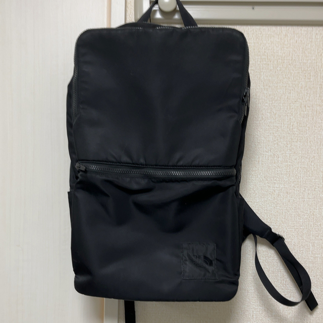 THE NORTH FACE SHUTTLE DAYPACK SLIM