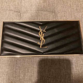 イヴサンローラン(Yves Saint Laurent)のイブサンローラン　最終お値下げクチュールカラークラッチ　1(アイシャドウ)