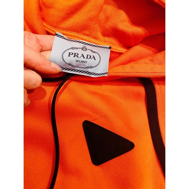 PRADA(プラダ)のなつ様 専用 レディースのトップス(パーカー)の商品写真