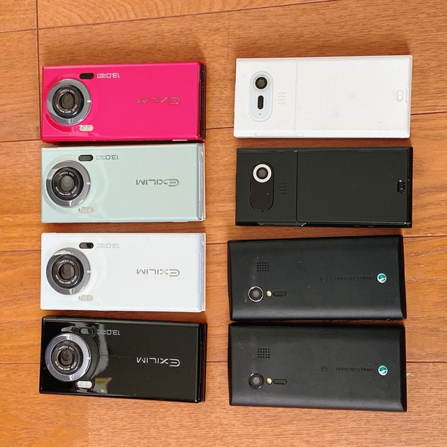 ガラケー　モック品　サンプル携帯 スマホ/家電/カメラのスマートフォン/携帯電話(その他)の商品写真