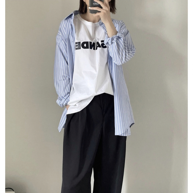 ACNE(アクネ)のok soon マルチストライプシャツ　ブルー レディースのトップス(シャツ/ブラウス(長袖/七分))の商品写真