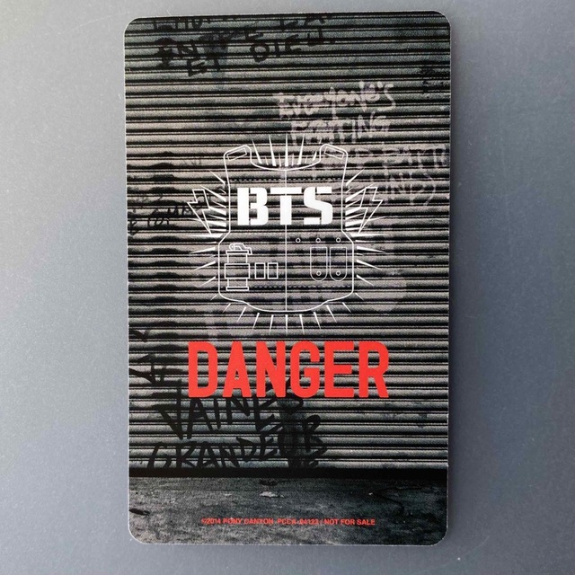 防弾少年団(BTS)(ボウダンショウネンダン)のBTS JIMIN ジミン トレカ エンタメ/ホビーのCD(K-POP/アジア)の商品写真