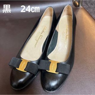 サルヴァトーレフェラガモ(Salvatore Ferragamo)のpaco様専用【フェラガモ】パンプス　黒　24㎝(ハイヒール/パンプス)