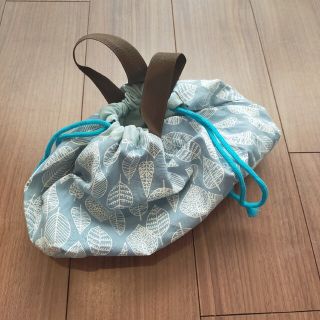 ハンドメイド　お弁当袋　巾着(弁当用品)