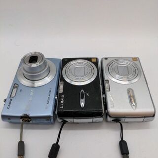 カシオ(CASIO)のデジカメ　3台ジャンク品セット(コンパクトデジタルカメラ)