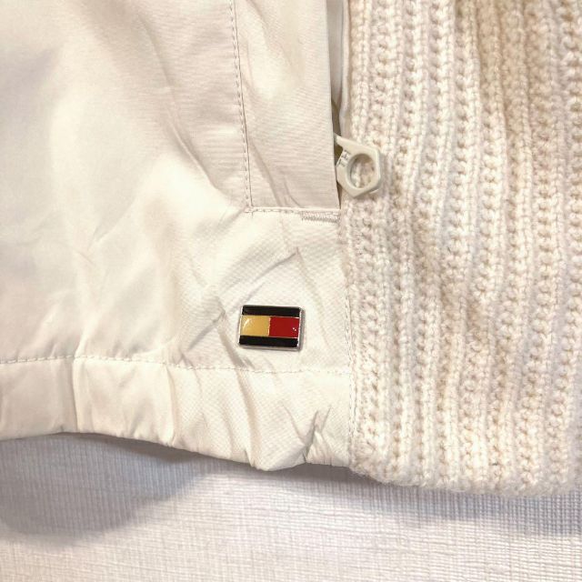 TOMMY HILFIGER(トミーヒルフィガー)のトミーヒルフィガー　ベスト　ニット切り替え　ロゴワンポイント　Vintage レディースのトップス(ベスト/ジレ)の商品写真