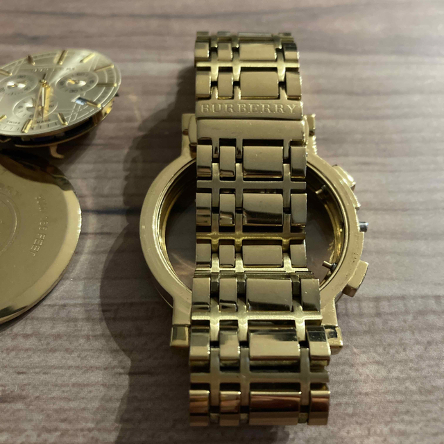 BURBERRY(バーバリー)のBurberry メンズ腕時計金属ベルト メンズの時計(金属ベルト)の商品写真