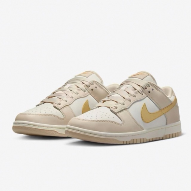 Nike WMNS Dunk Low ベージュ24.5cm