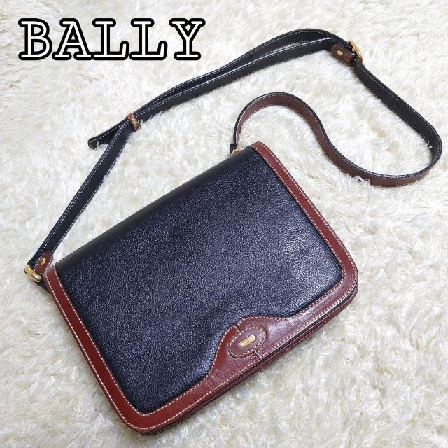 Bally(バリー)の《希少形》バリー　レザー　ショルダーバッグ　ボックス型　バイカラー レディースのバッグ(ショルダーバッグ)の商品写真