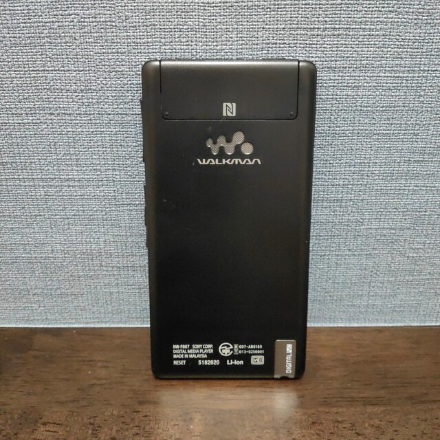 WALKMAN(ウォークマン)のNW-F887（ウォークマン） スマホ/家電/カメラのオーディオ機器(ポータブルプレーヤー)の商品写真