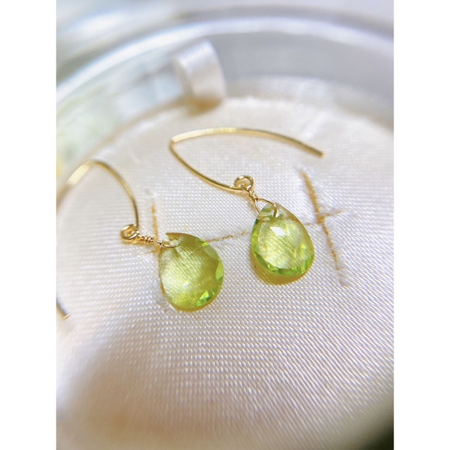 K18 ペリドット フックピアス | www.hartwellspremium.com