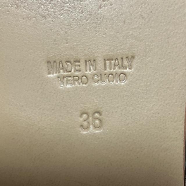 FABIO RUSCONI(ファビオルスコーニ)のファビオルスコーニ サンダル 36 - レザー レディースの靴/シューズ(サンダル)の商品写真