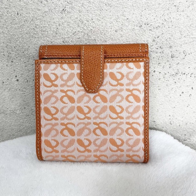濃いピンク系統 未使用 LOEWE ロエベ 2つ折り財布 財布 アナグラム