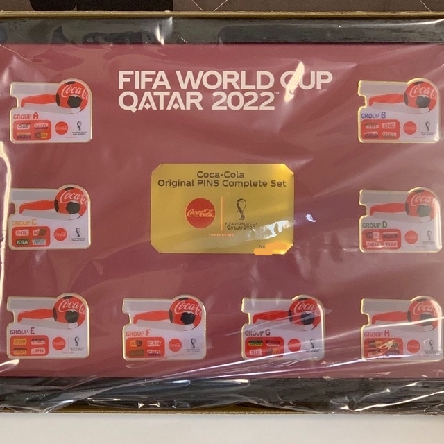 ワールドカップ 2022 カタール コカ・コーラ ピンズ ＆純金プレート