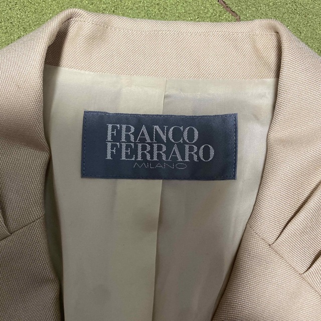 FRANCO FERRARO(フランコフェラーロ)の３０日限定価格！美品！フランコフェラーロ！シルク混素敵なスーツ レディースのフォーマル/ドレス(スーツ)の商品写真