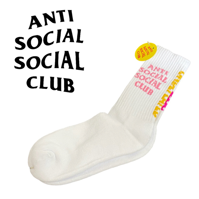 ANTI SOCIAL SOCIAL CLUB(アンチソーシャルソーシャルクラブ)のアンチソーシャルクラブ ASSC UNDEFEATED 靴下 メンズのレッグウェア(ソックス)の商品写真