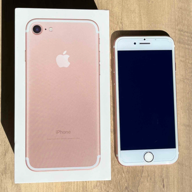 iPhone7 128GB 本体　PINKGOLD目立った傷汚れはありません側面