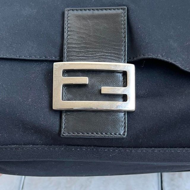 FENDI(フェンディ)の【良品✨】正規品 FENDI コットン  マンマバケット ワンショルダーバッグ レディースのバッグ(ショルダーバッグ)の商品写真