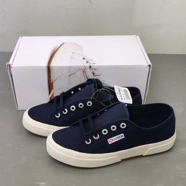 【新品未使用 】スニーカー SUPERGA (スペルガ)24cm