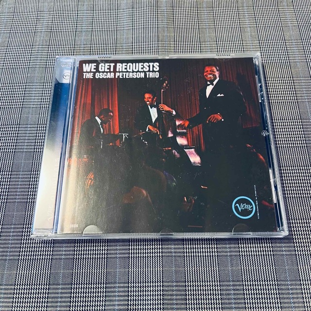 The Oscar Peterson trio「WE GET REQUESTS」 エンタメ/ホビーのCD(ジャズ)の商品写真